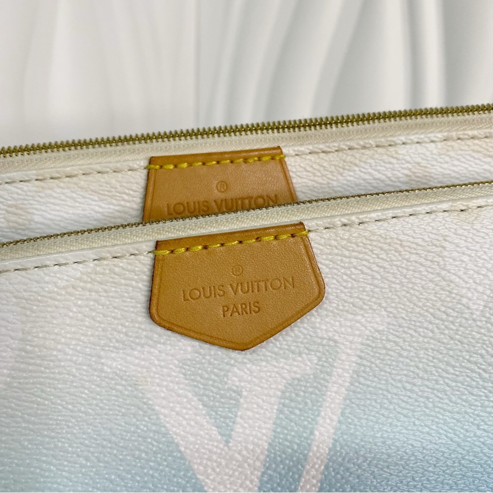 Louis Vuitton Multi Pochette Accessoires By The Pool Monogram Giant Blue - Picture 2 of 7